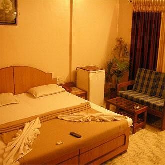 Hotel Sahyadri Алібаґ Екстер'єр фото
